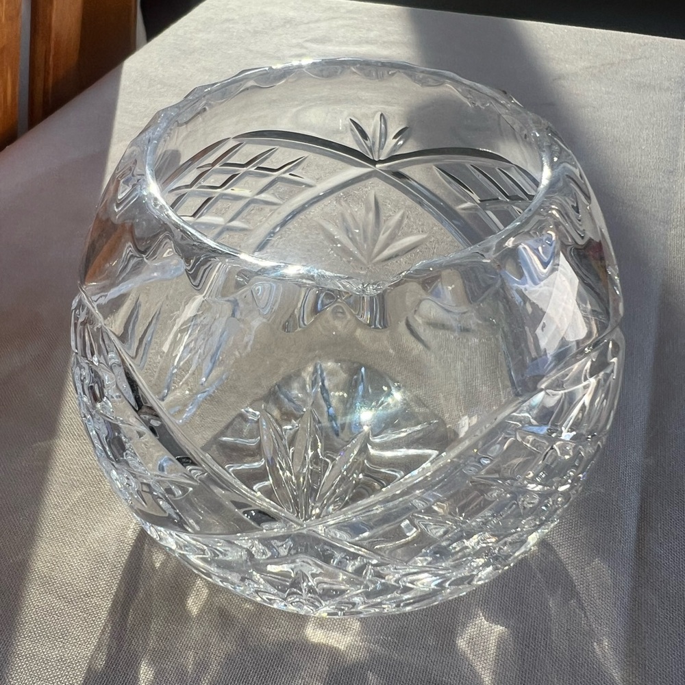 Elegant Crystal Cut Glass Bowl